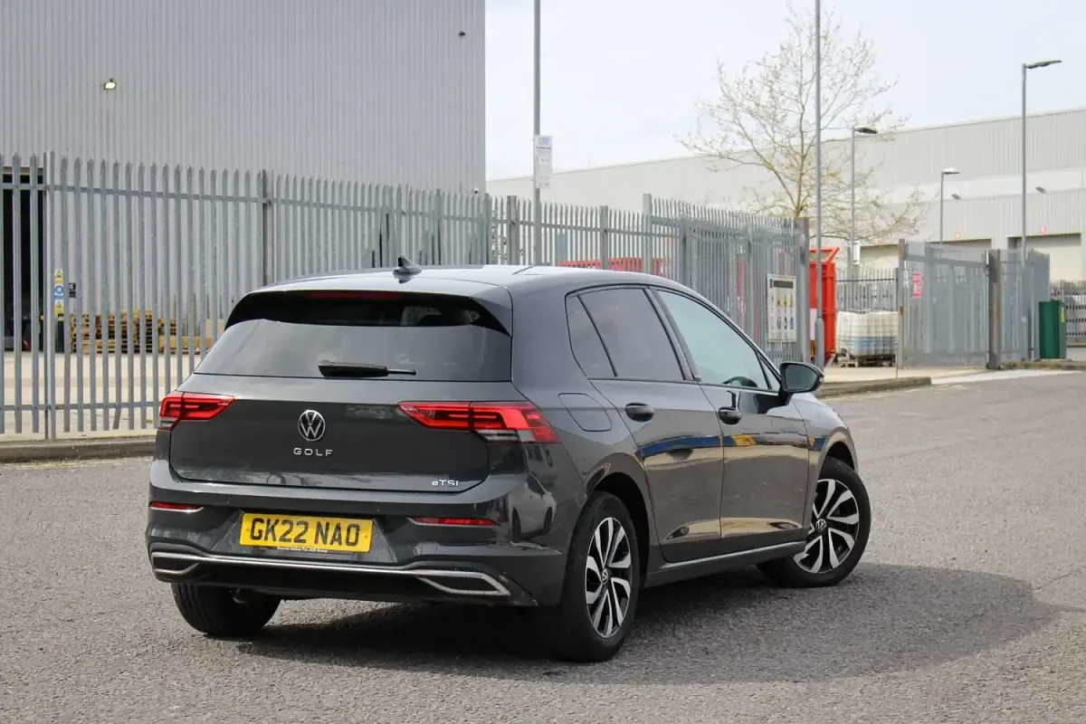 Second-hand VW Golf VIII Active 2022 Gri Hatchback