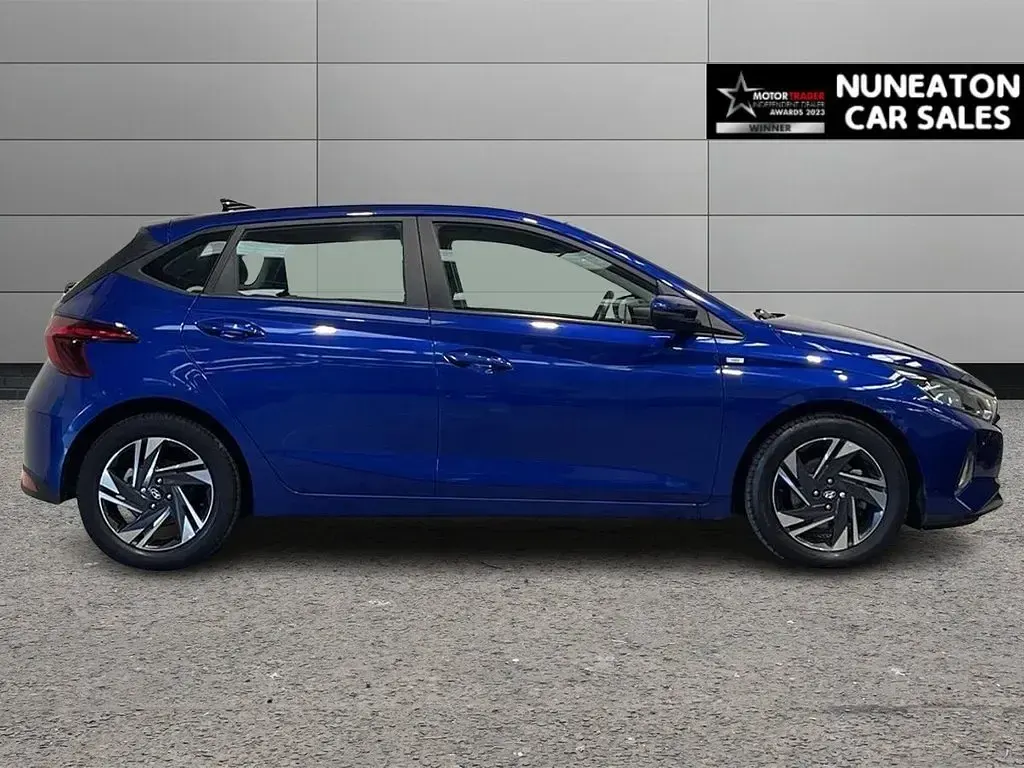 Used Hyundai i20 SE 100 HP (73 kW) 2023 Blue Hatchback