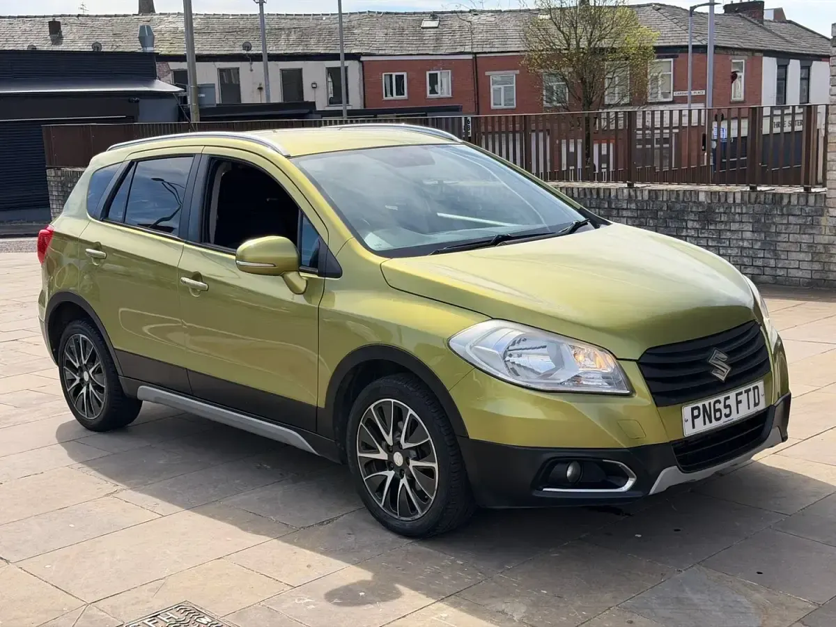 Used Suzuki SX4 SZ-T 120 HP (88 kW) 2015 Green Hatchback