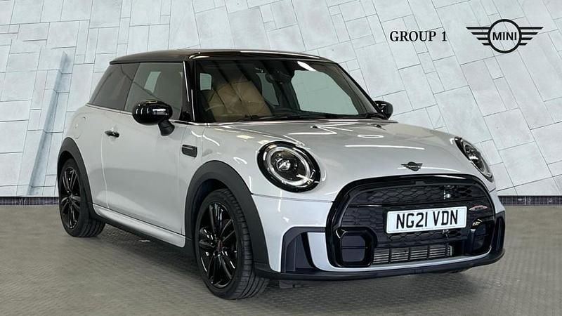 Used Mini Cooper Hatch 134 HP (98 kW) 2021 Silver Hatchback