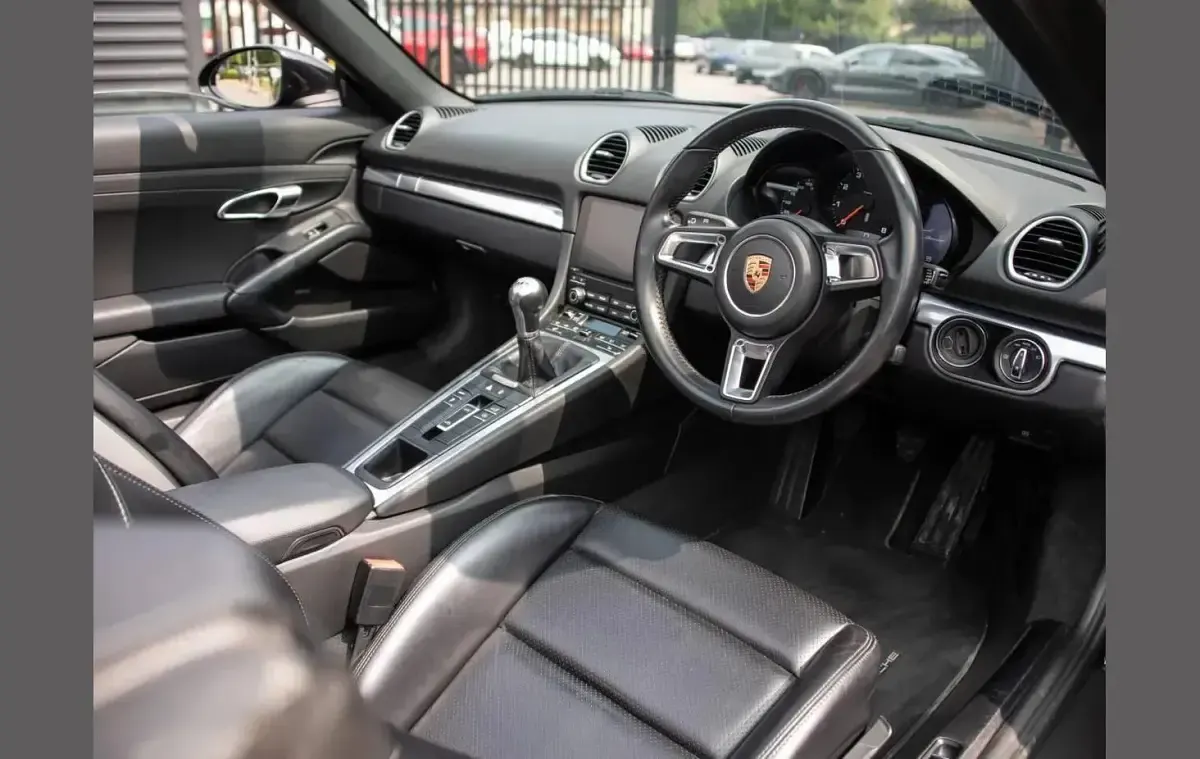 Used Porsche Boxster 296 HP (217 kW) 2016 Black Cabriolet