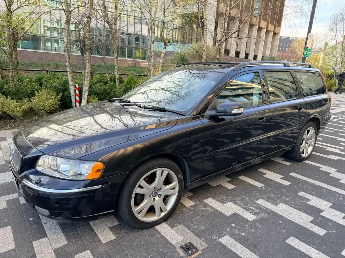 Second-hand Volvo V70 SE 2007 Negru Break