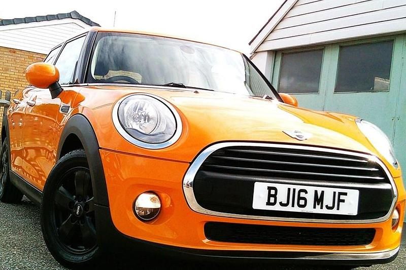 Orange Used 2016 Mini One D Hatch Hatchback | £4,695 (Fair price) - Image 1/1