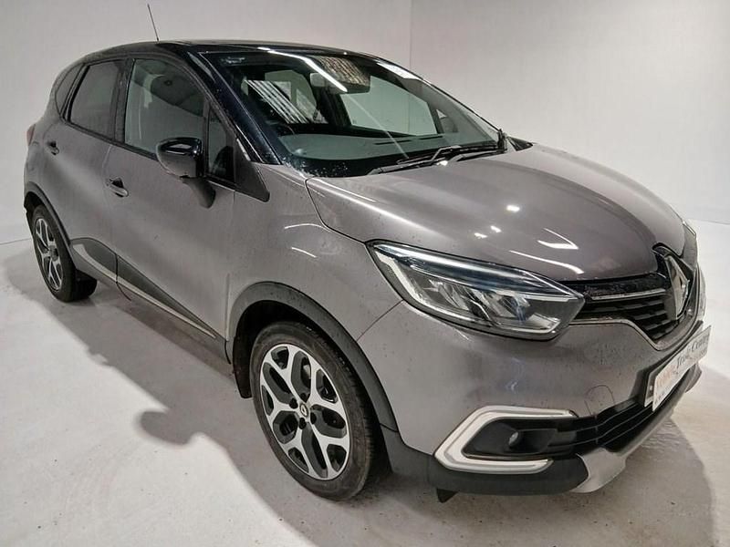 Used Renault Captur Dynamique 90 HP (66 kW) 2018 Grey/black SUV