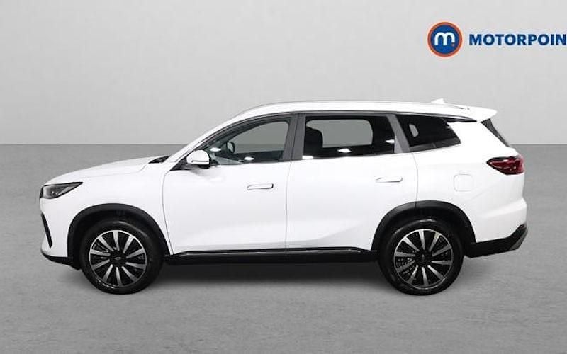 New Chery Tiggo 8 204 HP (150 kW) 2025 White SUV