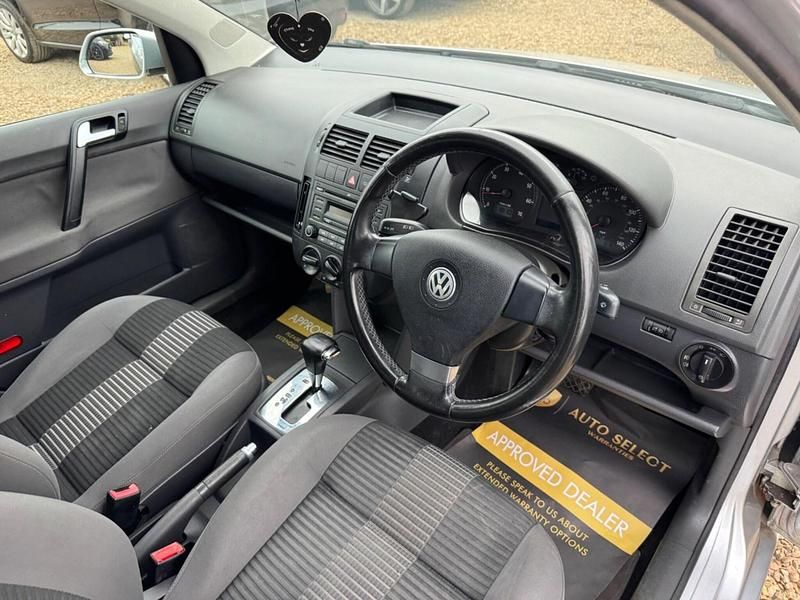 Used VW Polo Match 80 HP (58 kW) 2009 Silver Hatchback