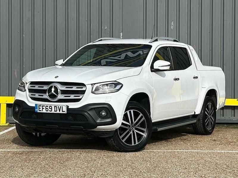 Used Mercedes X250 Progressive 2019 White Pickup