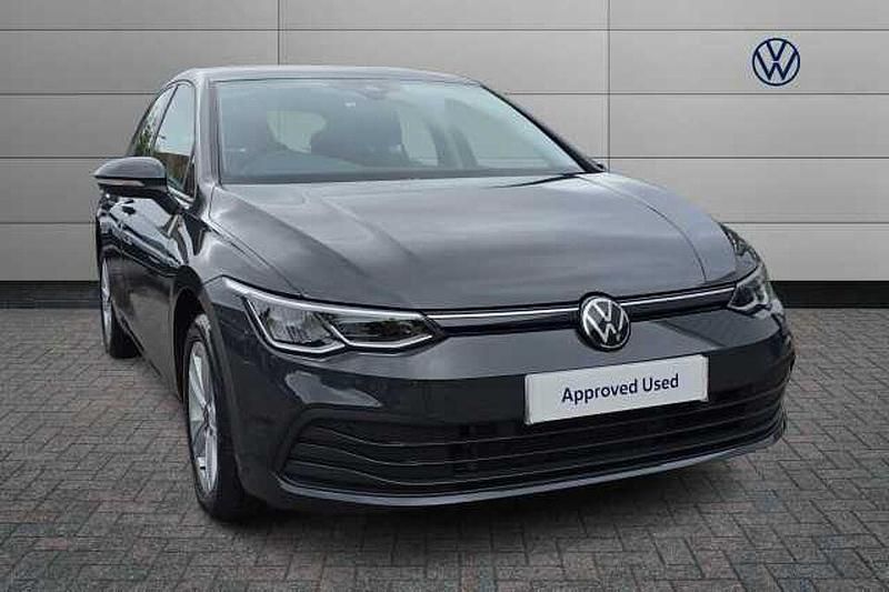 Used 2023 VW Golf VIII | £20,472 (Super price) - Image 1/4