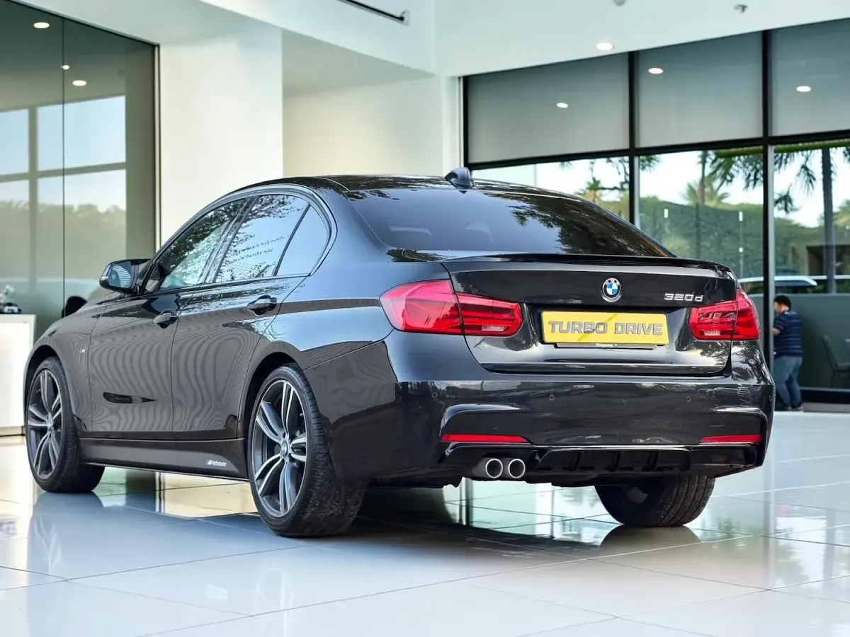 Used BMW 320 M Sport 190 HP (139 kW) 2016 Black Sedan
