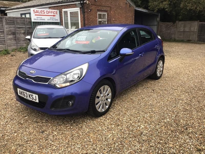 Blue Used 2013 Kia Rio Hatchback | £4,995 (A bit pricey) - Image 1/4