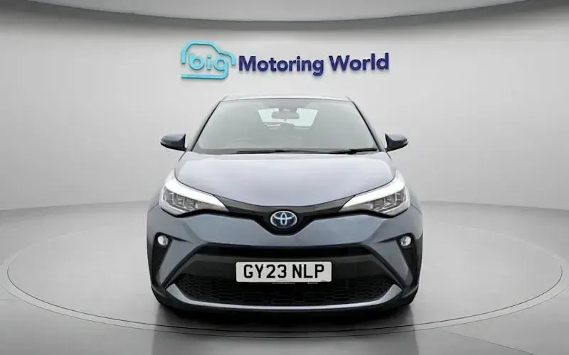 Used Toyota C-HR 122 HP (89 kW) 2023 Grey SUV