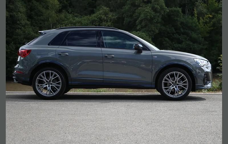 Used Audi Q3 Black Edition 150 HP (110 kW) 2025 Grey SUV
