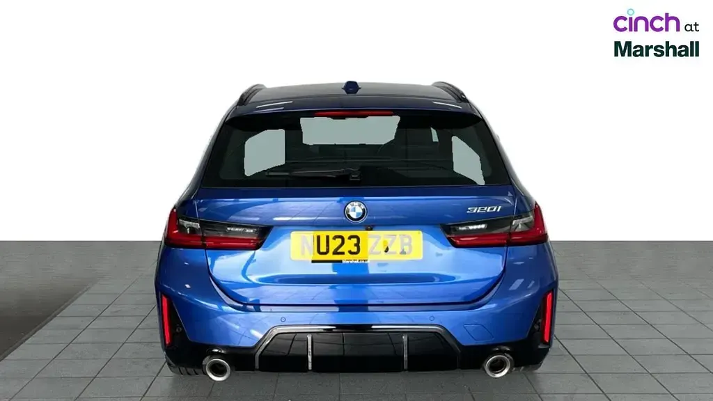 Used BMW 320 M Sport 184 HP (135 kW) 2023 Portimao blue Estate