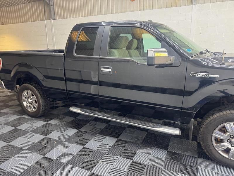 Used Ford F-150 XLT 2020 Black Pickup