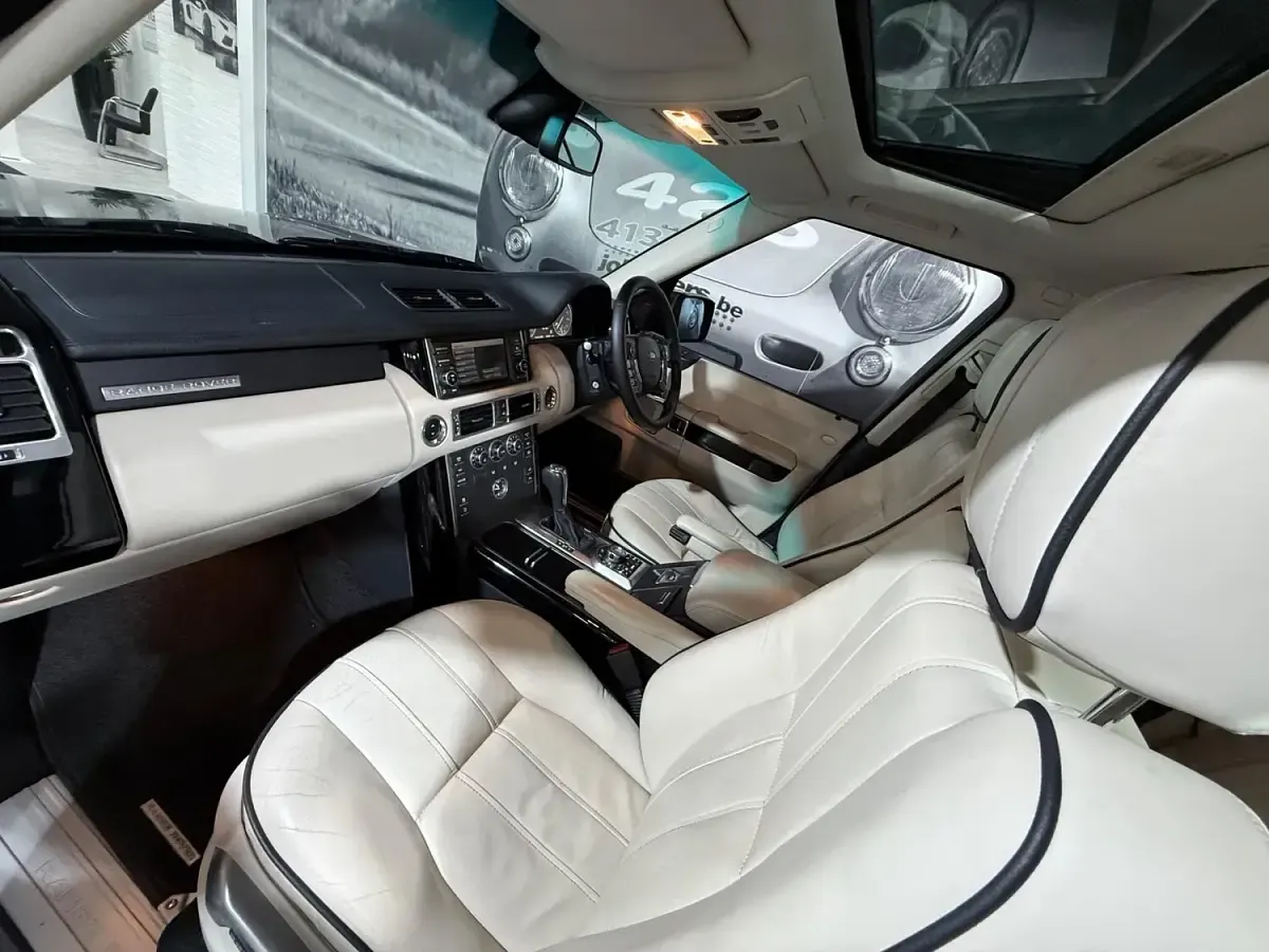 Used Land Rover Range Rover Vogue 271 HP (199 kW) 2010 Grey SUV