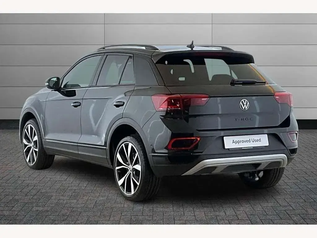 New VW T-Roc Design 150 HP (110 kW) 2026 Grenadilla black SUV