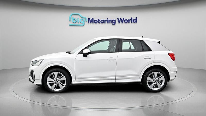 Begagnad Audi Q2 S-Line 109 HK (80 kW) 2021 Vit SUV