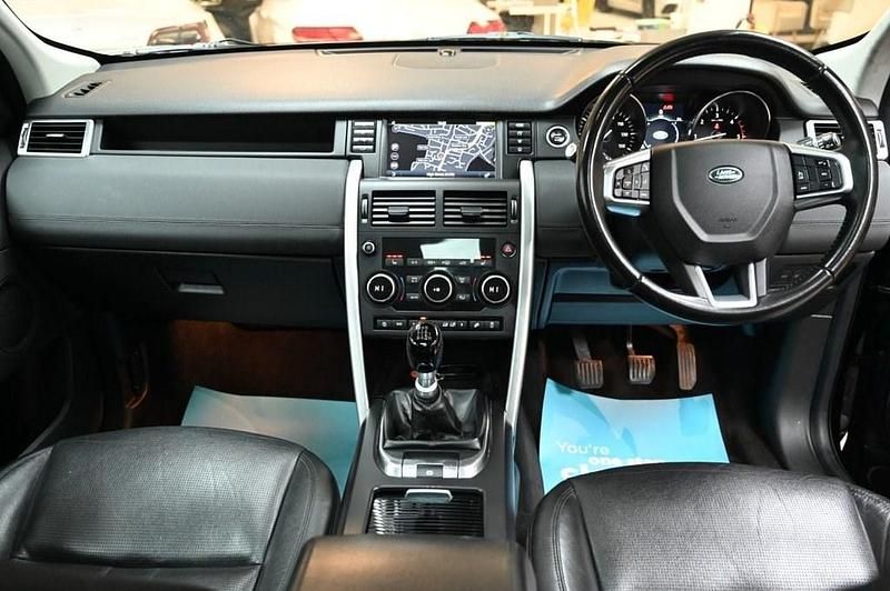 Used Land Rover Discovery Sport HSE 150 HP (110 kW) 2018 Black SUV