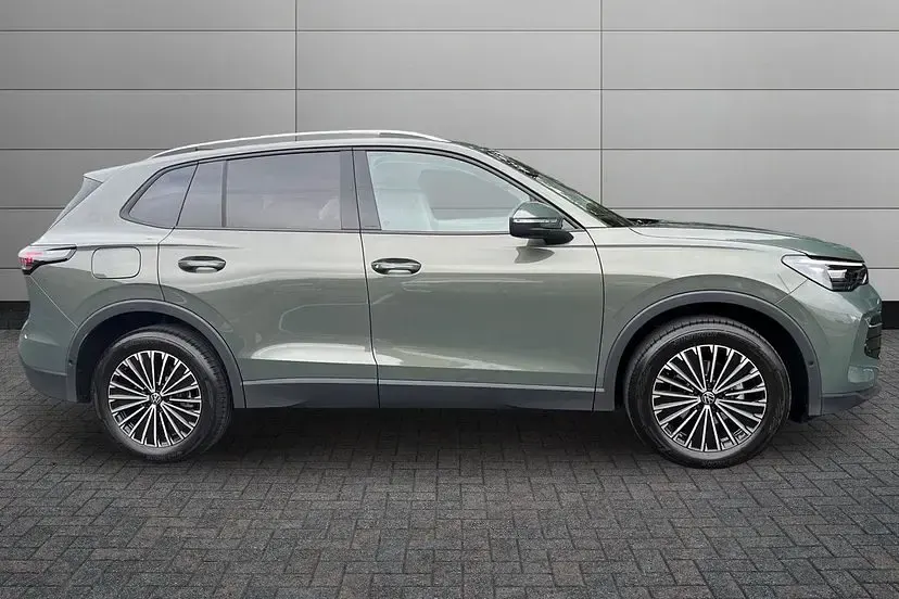 Used VW Tiguan Match 150 HP (110 kW) 2026 Cipressino green SUV