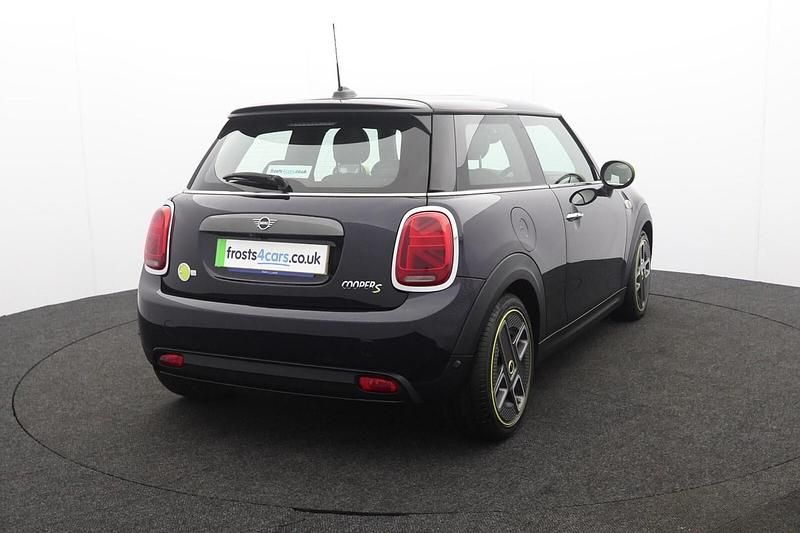Used Mini Cooper SE Hatch 135 kW (184 HP) 2020 Hatchback