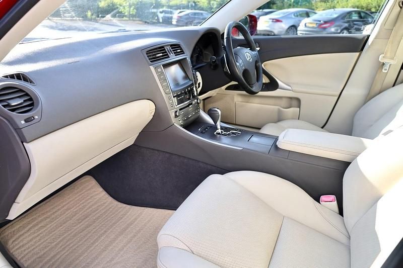 Usado Lexus IS250 2009 Rojo Berlina
