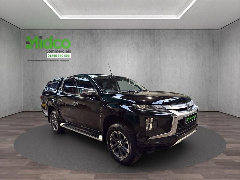 Black Used 2020 Mitsubishi L200 Warrior Pickup | £14,995 (Fair price) - Image 1/4