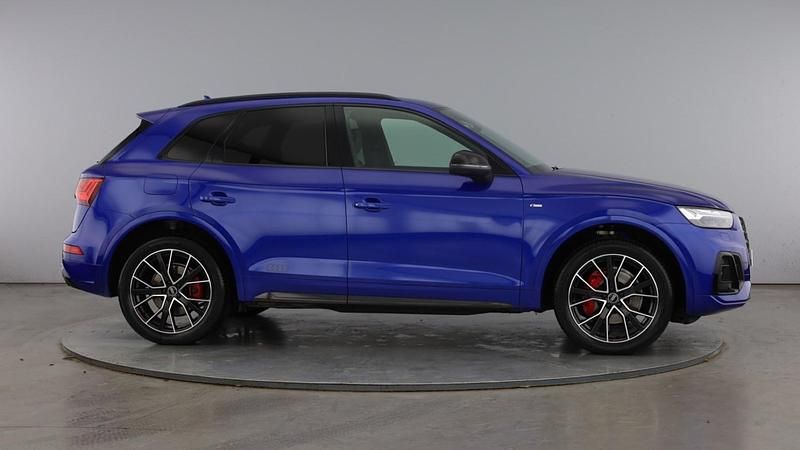 Used Audi Q5 Comfort 261 HP (191 kW) 2021 Blue SUV