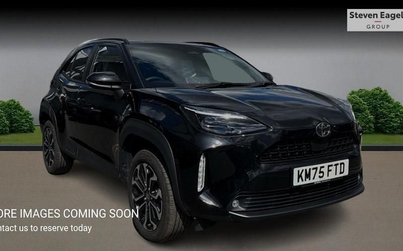 Usado Toyota Yaris Hybrid Design 116 HP (85 kW) 2026 Carrinha
