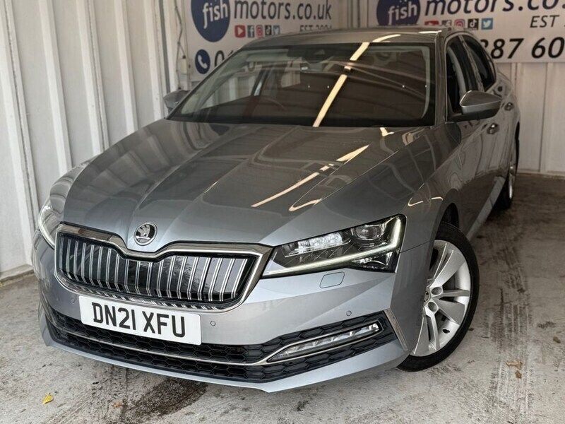 Grey Used 2021 Skoda Superb SE L Hatchback | £13,690 (Good price) - Image 1/4