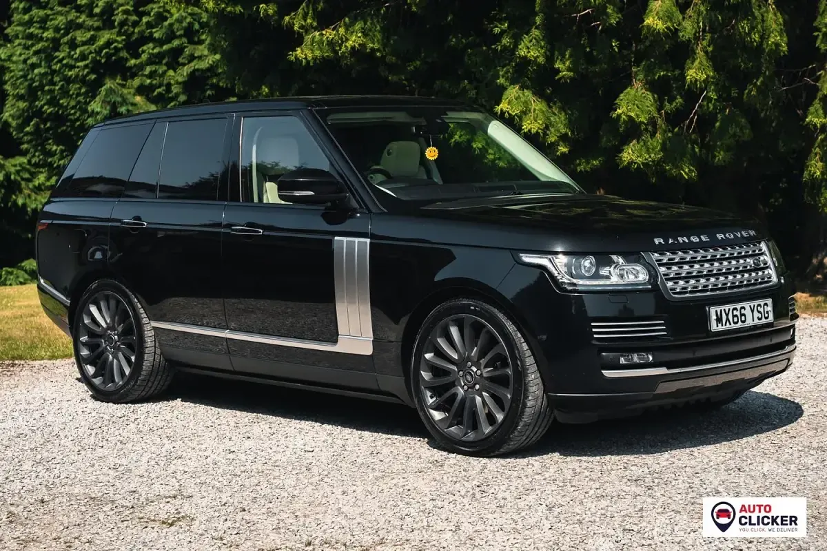 Used Land Rover Range Rover Vogue SE 258 HP (189 kW) 2016 Black SUV