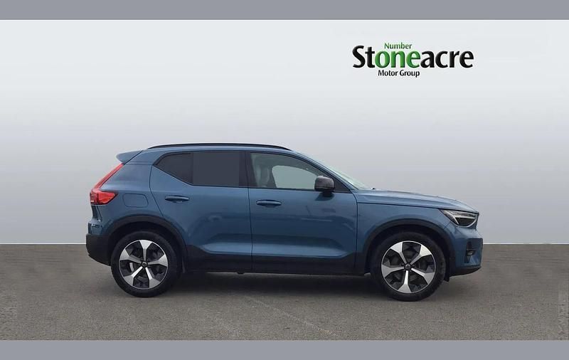 Used Volvo XC40 Ultimate 194 HP (142 kW) 2022 Blue SUV