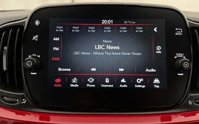 Used Fiat 500 69 HP (50 kW) 2024 Red Hatchback