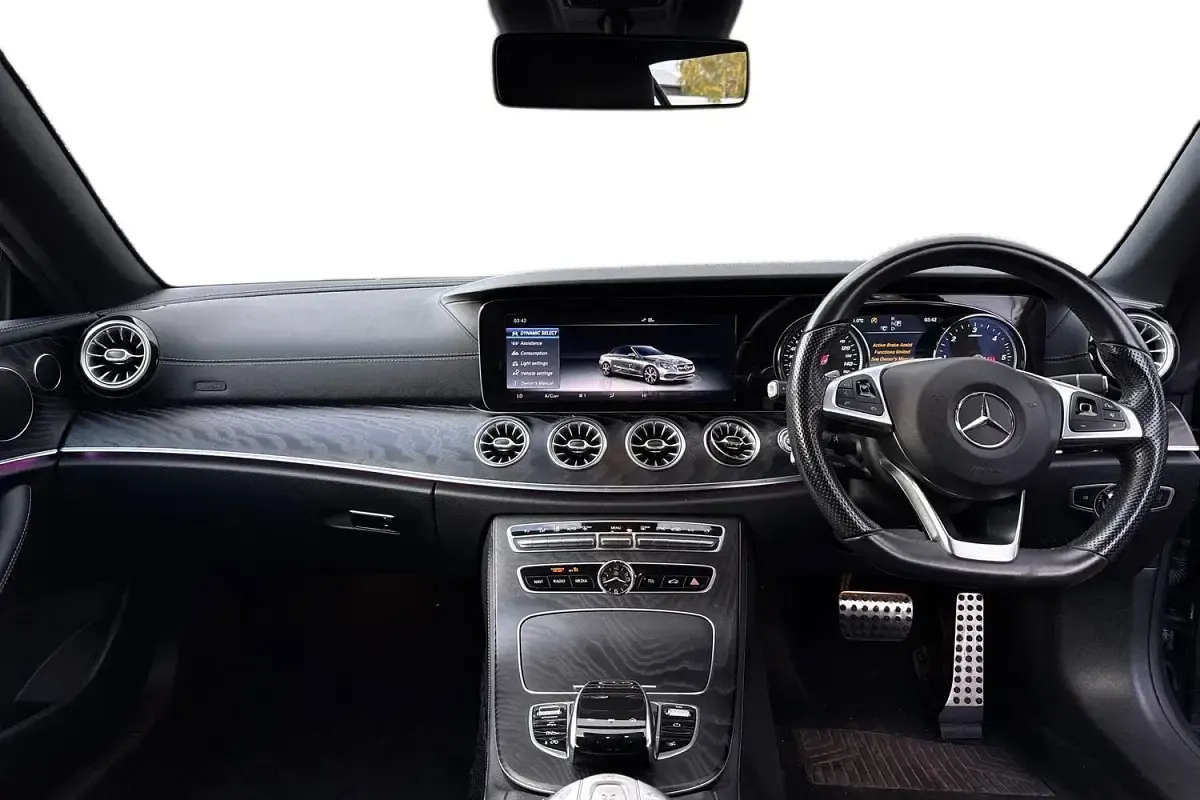 Gebraucht Mercedes E220 AMG Line Premium 194 PS (142 kW) 2018 Grau Cabrio