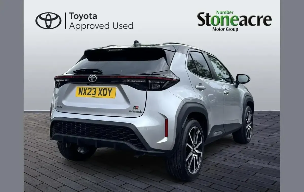 Used Toyota Yaris Cross Sport 113 HP (83 kW) 2023 Silver SUV
