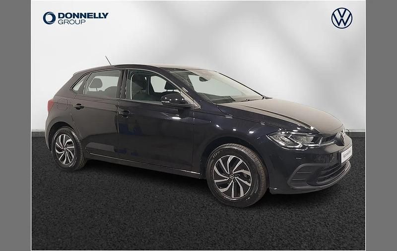 Used VW Polo Life 95 HP (69 kW) 2025 Black Hatchback