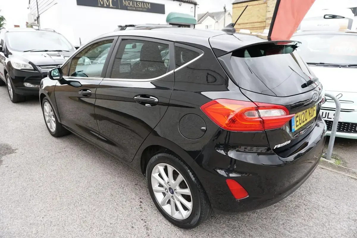 Used Ford Fiesta Titanium 100 HP (73 kW) 2020 Black Hatchback