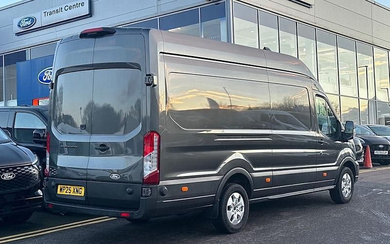 Used Ford Transit Limited 170 HP (125 kW) 2023 Van