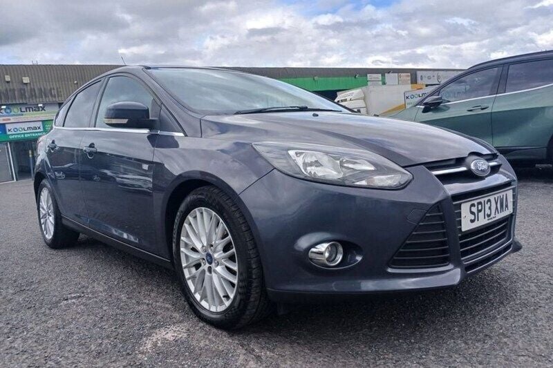 Grey Used 2013 Ford Focus Zetec Hatchback | £2,995 (Good price) - Image 1/1