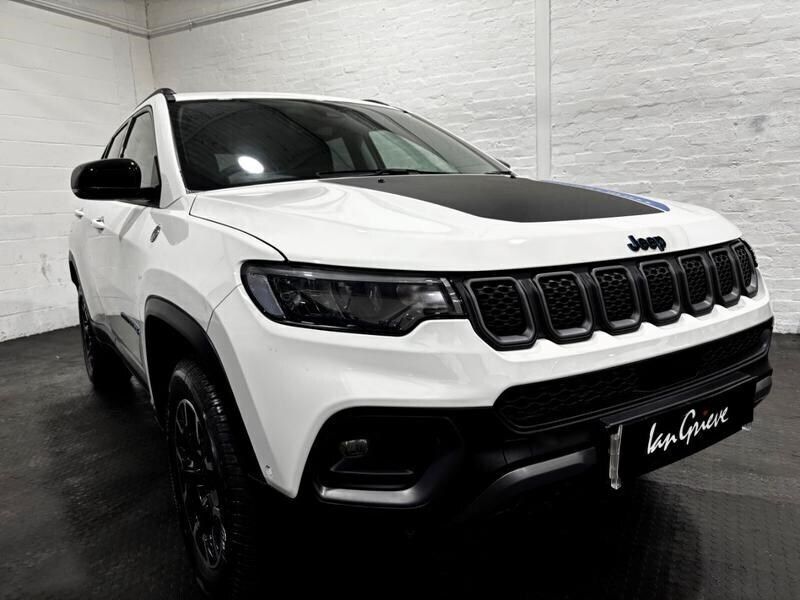 White New 2024 Jeep Compass Trailhawk SUV | £26,990 (Fair price) - Image 1/4