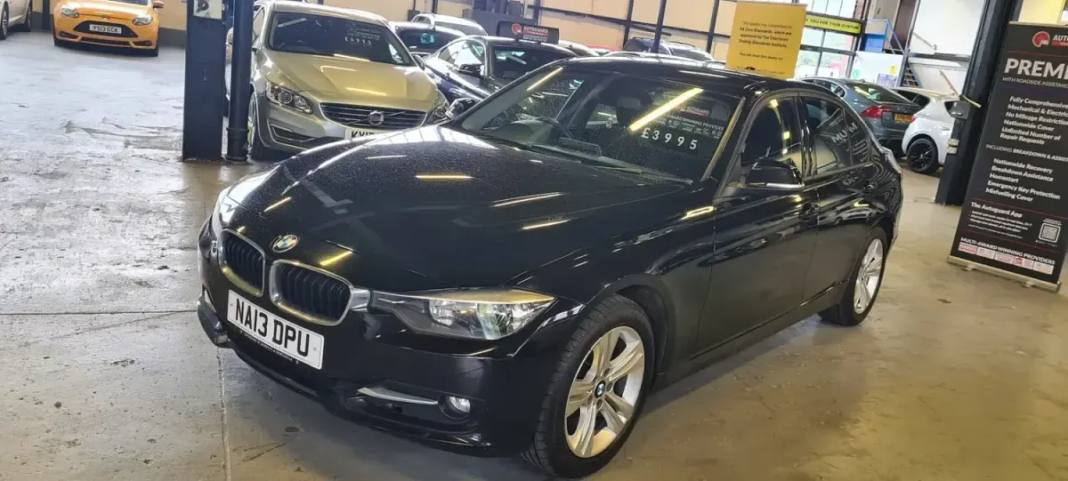 Used BMW 316 Sport Line 2013 Black Sedan