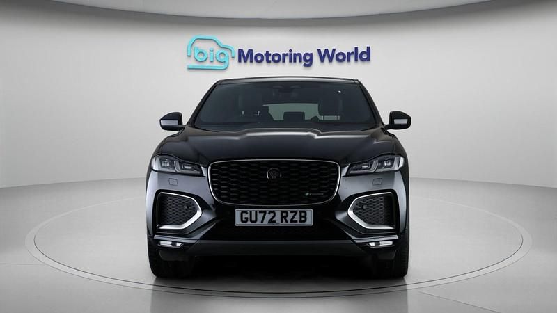 Second-hand Jaguar F-Pace R-Dynamic 2022 Negru SUV