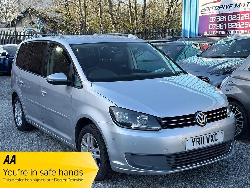 Used VW Touran SE 105 HP (77 kW) 2011 Silver MPV