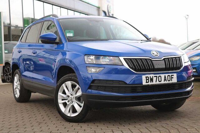 Energy blue Used 2021 Skoda Karoq SE Technology SUV | £15,395 (Fair price) - Image 1/4