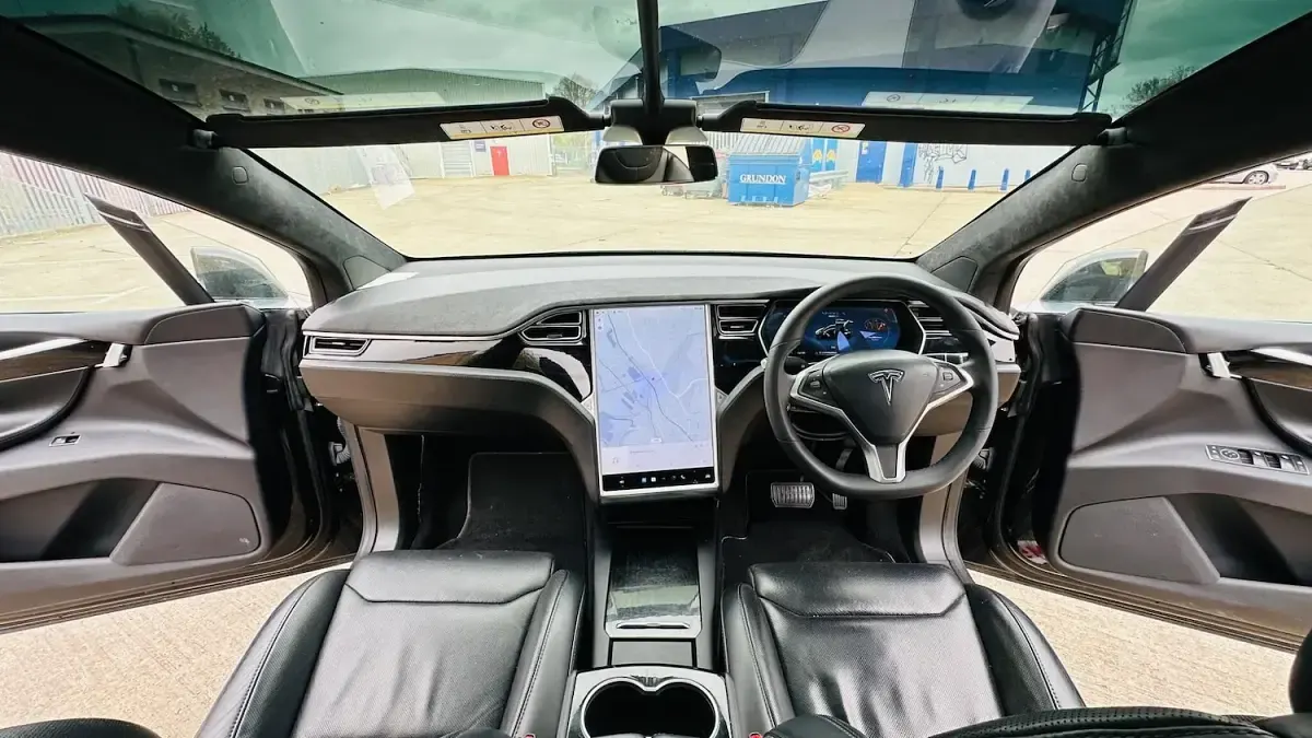 Used Tesla Model X 311 kW (423 HP) 2017 Black SUV