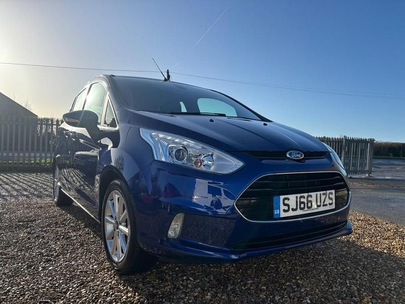 Blue Used 2016 Ford B-MAX Titanium MPV | £8,295 (Fair price) - Image 1/4