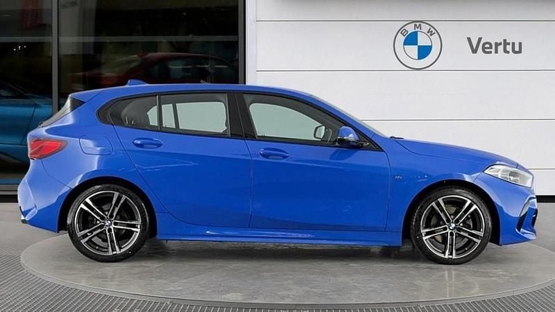 Used BMW 118 M Sport 150 HP (110 kW) 2023 Blue Hatchback