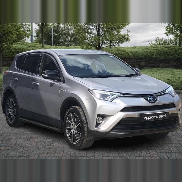 Silver blade Used 2019 Toyota RAV4 Hybrid SUV | £17,750 (Super price) - Image 1/4