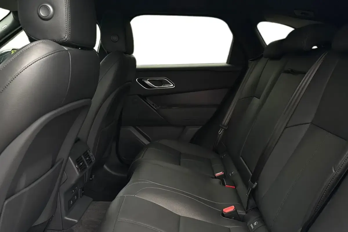 New Land Rover Range Rover Velar SE Dynamic 404 HP (297 kW) 2026 Grey SUV