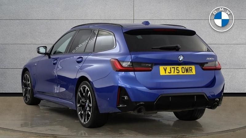 Used BMW 330e M Sport 288 HP (211 kW) 2025 Blue Estate