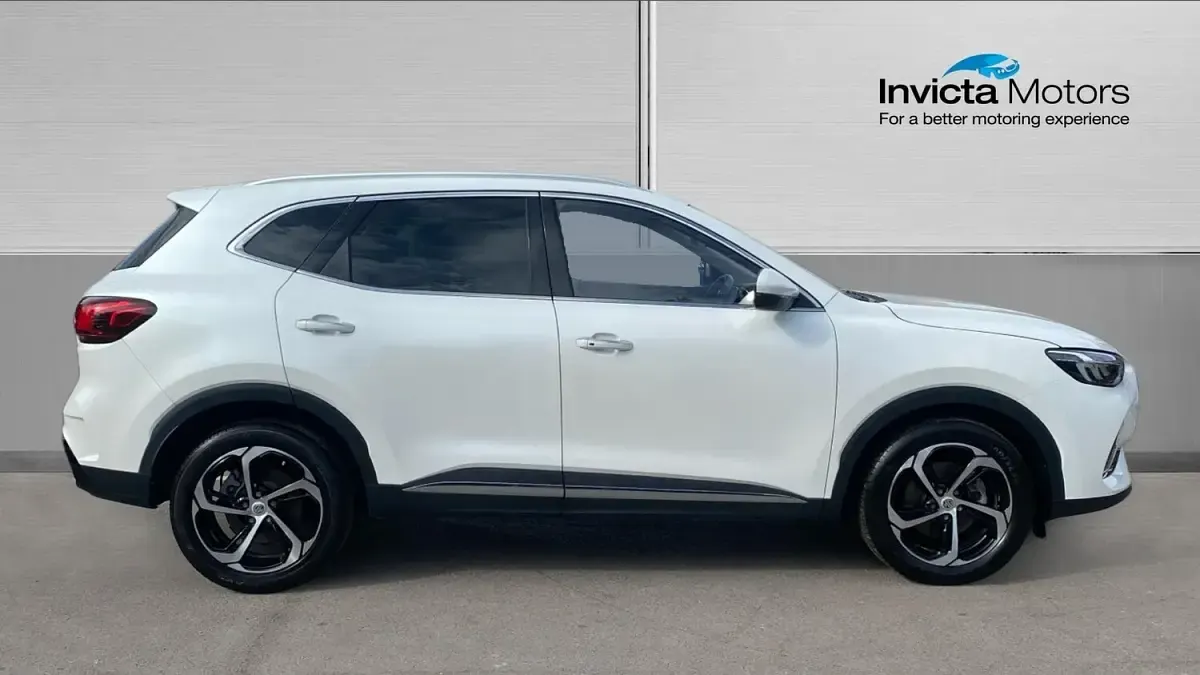 Used MG HS Trophy 162 HP (119 kW) 2024 White SUV